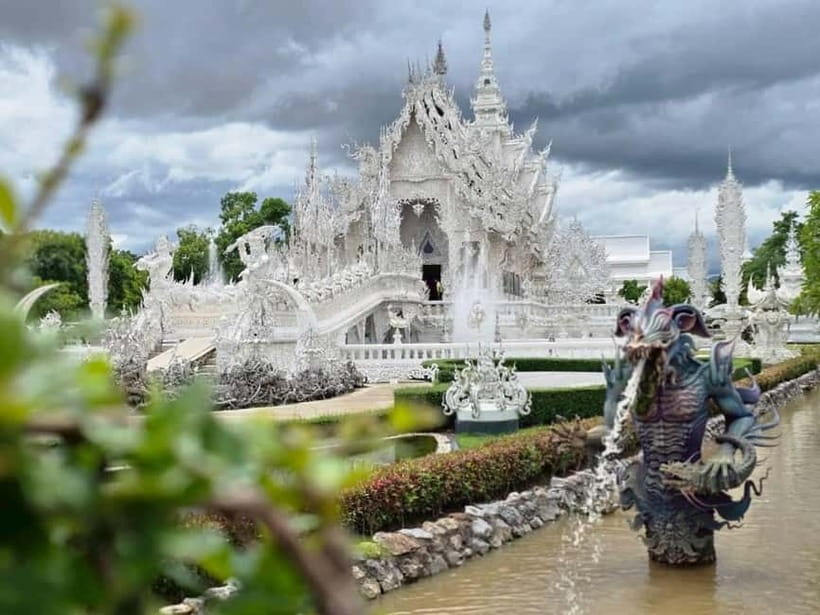 Chiang Rai: Private Tour with Driver and Custom Itinerary - Tips to make the day actually enjoyable