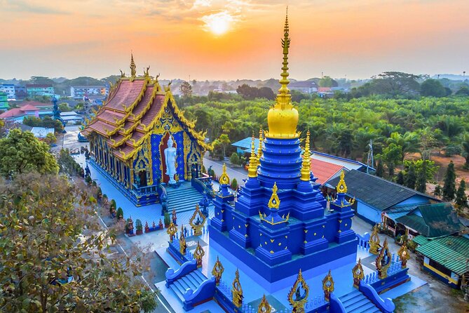 Chiang Rai White Temple, Blue Temple and more from Chiang Mai - A Chiang Rai temple day that actually fits in your Chiang Mai schedule