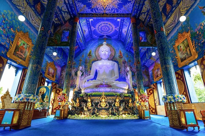 Chiang Rai White Temple, Blue Temple and more from Chiang Mai - Air-conditioned van, bottled water, and what you should pack
