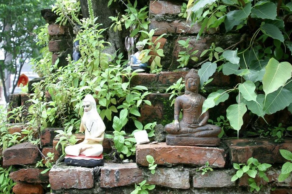 Colors Of Bangkok: 4-Hour Small Group Bike Tour - Meeting point and getting rolling without stress
