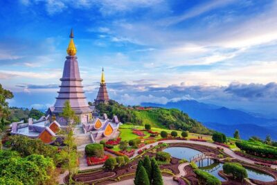 Doi Inthanon National Park with Nature Trail Trekking 1-Day Tour - Morning start to Wachirathan Falls: scenic road time plus a quick taste