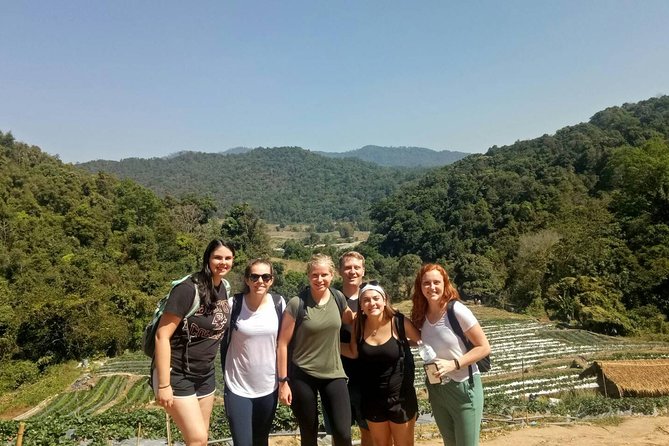 Doi Inthanon Private Tour with Trek & Lunch from Chiang Mai - Entering Doi Inthanon National Park: high-country start, cooler air, bigger views