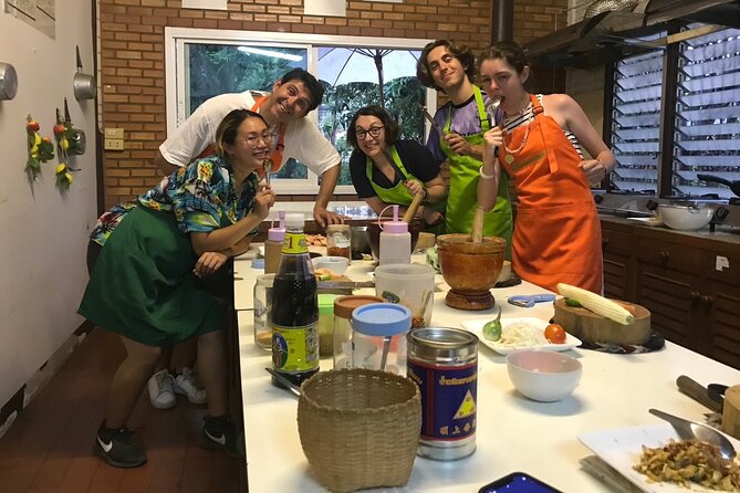 Evening Cooking Class - The garden-and-herb angle: why it feels more authentic than a basic demo
