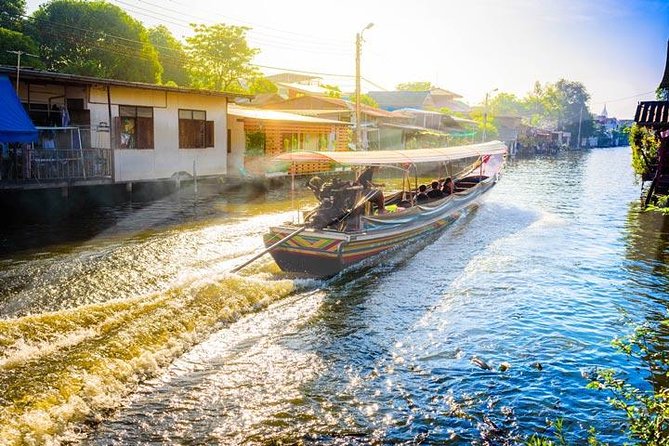 Floating Markets and Bridge on River Kwai Tour from Bangkok - Damnoen Saduak floating market by longtail speedboat