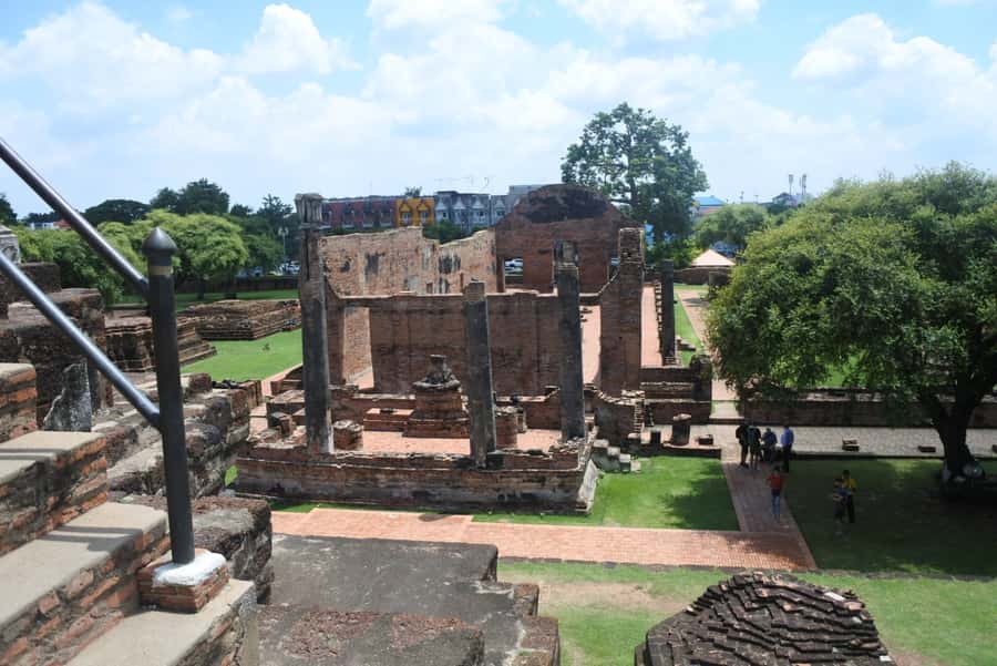 From Bangkok: Ayutthaya Private Full-Day UNESCO Trip - Chao Samphraya National Museum: the artifacts that explain the ruins