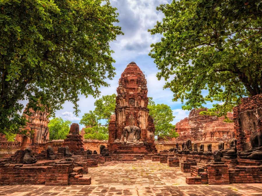 From Bangkok: Ayutthaya Temples and Boat Tour with Lunch - Wat Phra Sri Sanphet: Royal Chedis and What the Ashes Represent