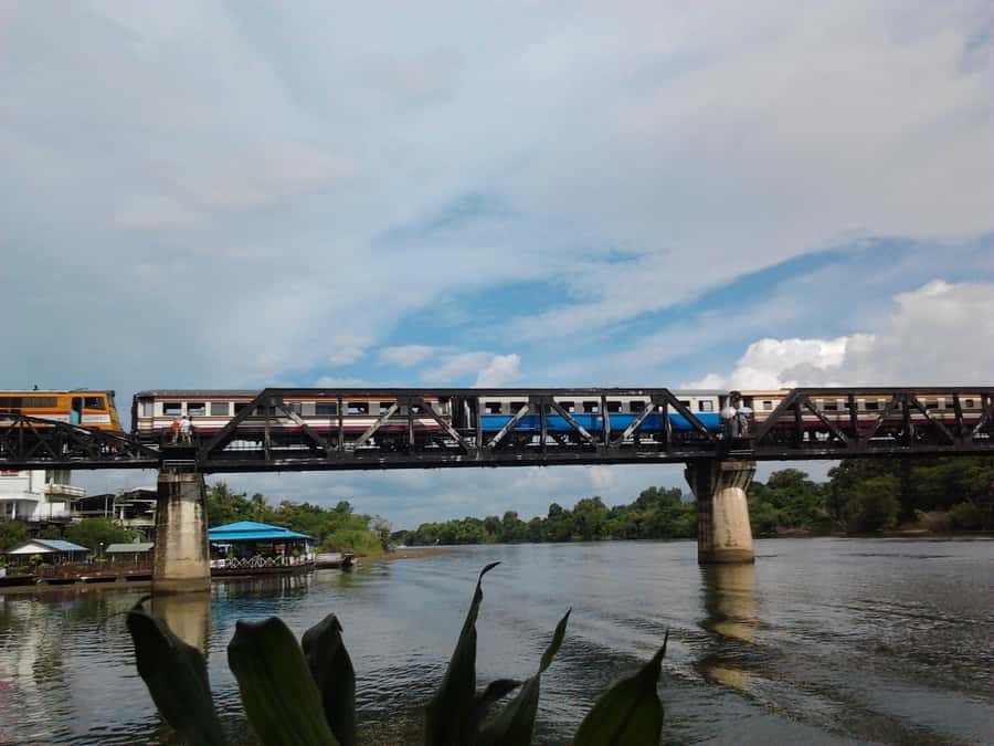 From Bangkok: Death Railway & River Kwai Bridge Private Tour - Kra Sae Cave: A Change of Pace That Still Fits the Day