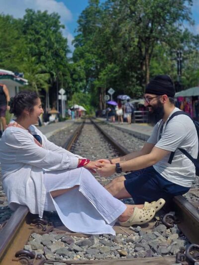 From Bangkok: Kanchanaburi, River Kwai and Erawan Waterfall - The ride to Kanchanaburi: when 2.5 hours becomes the warm-up