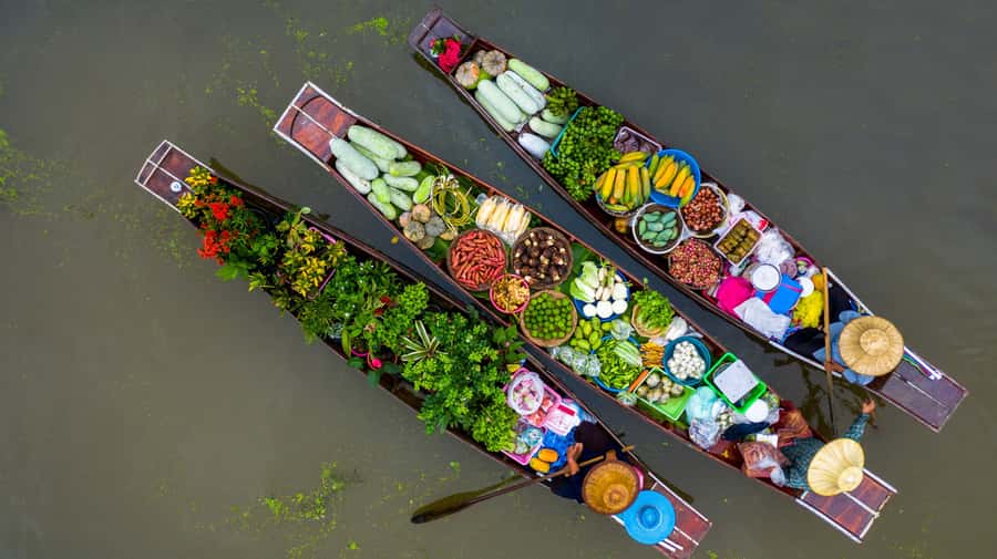 From Bangkok: Maeklong Railway and Floating Market Food Tour - Key Things That Make This Tour Feel Worth It