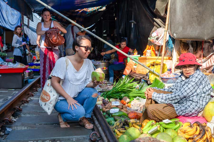 From Bangkok: Maeklong Railway and Floating Market Food Tour - First, Decide What You Want: Photos, Food, or a Quiet Day