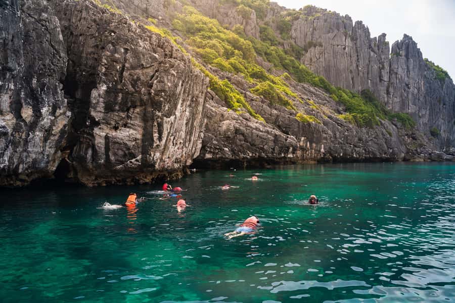 From Koh Samui: Ang Thong Marine Park VIP Small-Group Tour - Emerald Lake and kayaking at Ko Mae Ko: hands-on water time