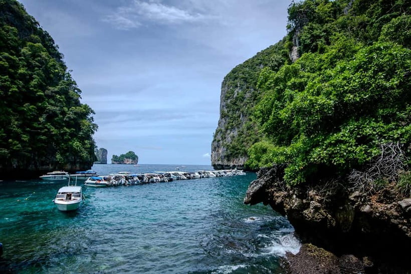 From Phi Phi: Half-Day Longtail Boat Tour to Maya Bay - Maya Bay time: iconic views, crowd strategy, and the park fee