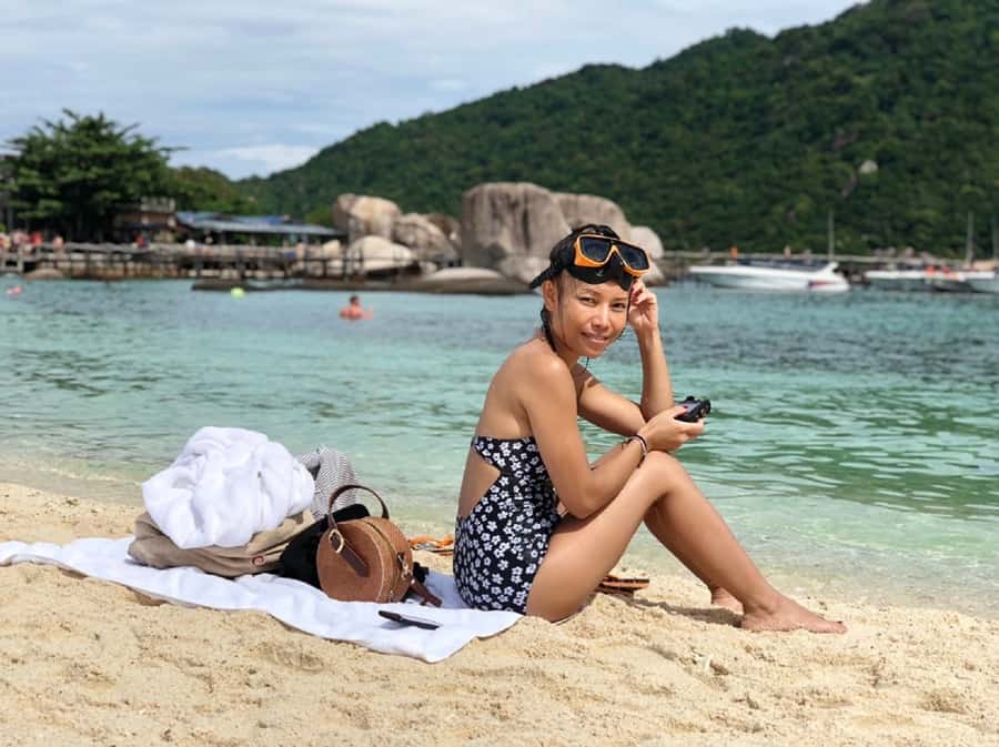 From Samui: Ko Tao and Koh Nang Yuan Speedboat Day Trip - Mango Bay snorkeling: a beach break plus reef time