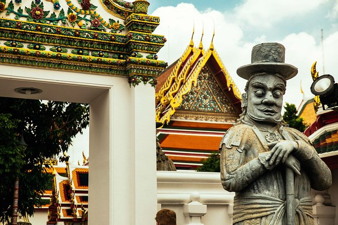 Full Day Bangkok PRIVATE City Tour With Locals - Wat Trimit & Wat Pho tickets - Chinatown walking: food lanes, shop culture, and temples in the mix
