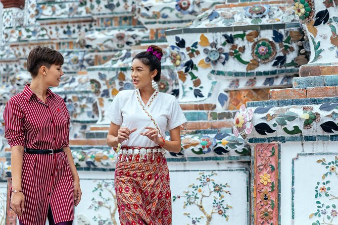 Full Day Bangkok PRIVATE City Tour With Locals - Wat Trimit & Wat Pho tickets - From the river and canals: tuk-tuk rides and Phan Pa Klong boat time
