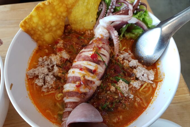 Go where the locals go, Eat what the locals eat! Food Tour with Local Foodies - Three Kings Monument route: Kao Man Gai first, then temples and dessert