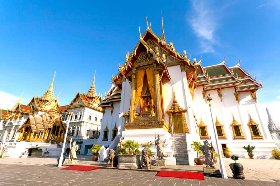 Grand Palace, Damnoen Floating Market & Maeklong Market Tour - Lunch and dessert time: plan on paying yourself