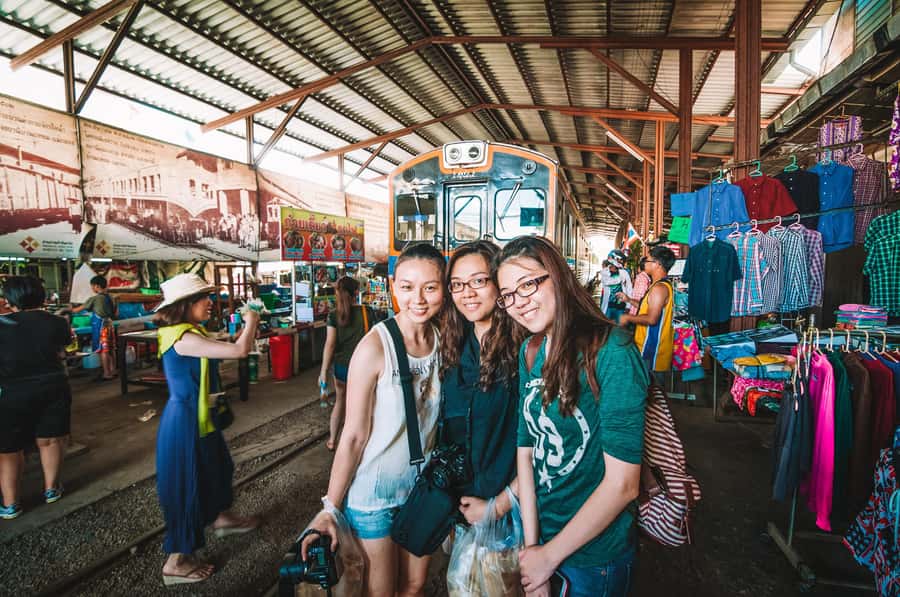 Grand Palace, Damnoen Floating Market & Maeklong Market Tour - Price and value: what $151 buys for a full-day hit list