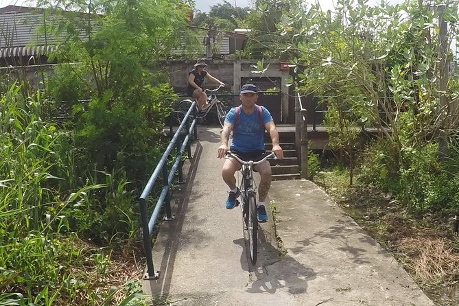 Half-Day Bangkok Bike Tour Including Lunch - How safe is this ride, and who should feel comfortable