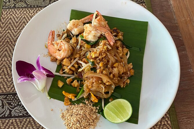 Half day Thai cooking Class + Market tour+Garden tour - Woody Kitchen and the tropical garden: where your menu’s ingredients come from