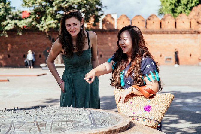 Highlights & Hidden Gems With Locals: Best of Chiang Mai Private Tour - Chiang Mai, With a Local Host (Not a Schedule Robot)