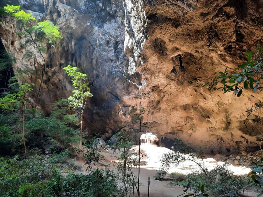 Hua Hin: Sam Roi Yod and Praya Nakhon Cave Group Tour - Getting There from Hua Hin and Cha-am: Pickup, Van Ride, and Group Size