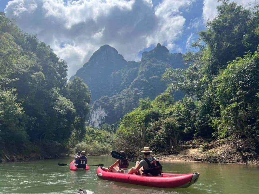 Khao Lak: Full-Day Khao Sok Jungle Walk and Canoeing Tour - Thai Set Lunch and Papaya-Salad Cooking Time