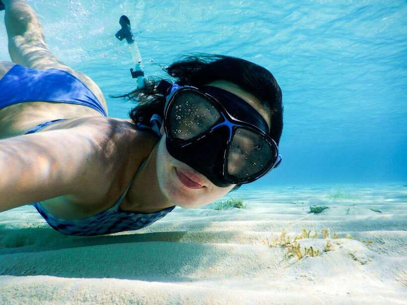 Ko Lanta: Snorkeling Adventure Tour to Koh Rok and Koh Haa - Lunch on Koh Rok: buffet on white sand