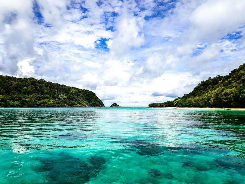 Ko Lanta: Snorkeling Adventure Tour to Koh Rok and Koh Haa - The guide, gear, and pace: what makes it feel easy
