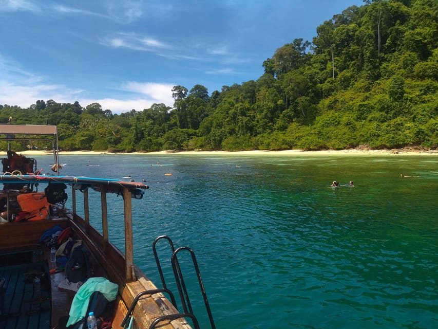 Koh Lanta: 4 Islands and Emerald Cave Tour by Longtail Boat - Koh Ngai to Koh Maa: Fish Feeding, Another Snorkel, and Big Bat Spotting