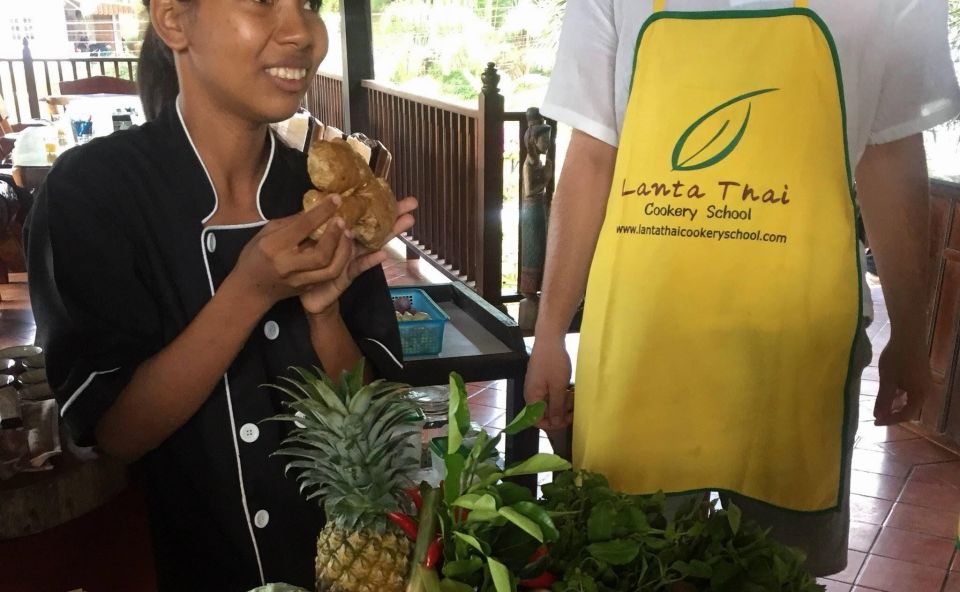 Koh Lanta: Evening Course at Lanta Thai Cookery School - What you get included at Lanta Thai Cookery School (and why it’s good value)