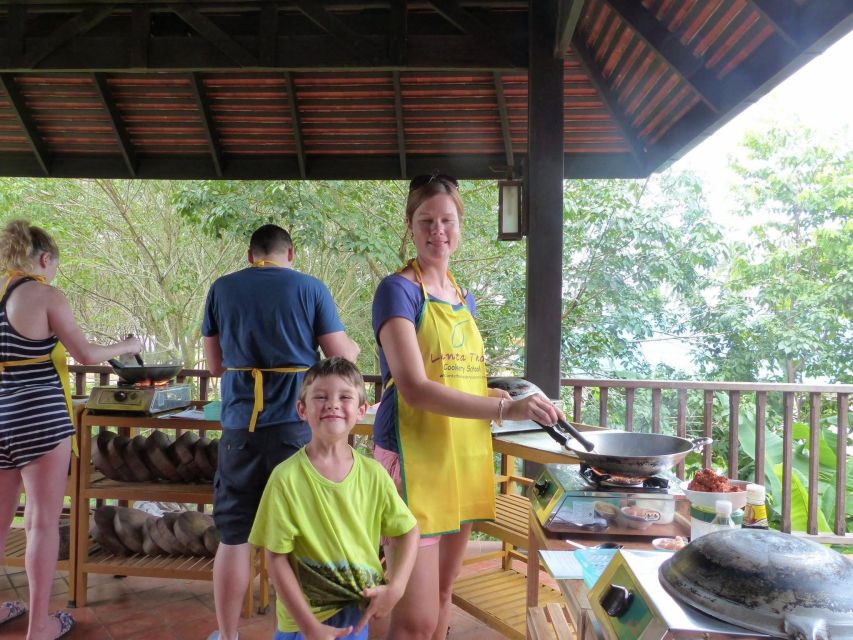 Koh Lanta: Lunch Course at Lanta Thai Cookery School - Garden walk: herbs, spices, and vegetables you’ll recognize later