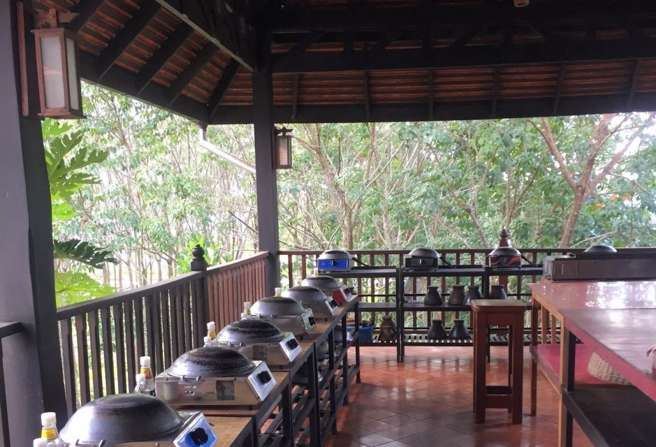 Koh Lanta: Lunch Course at Lanta Thai Cookery School - Pickup along the Saladan–Kantiang Bay road (and how the timing works)