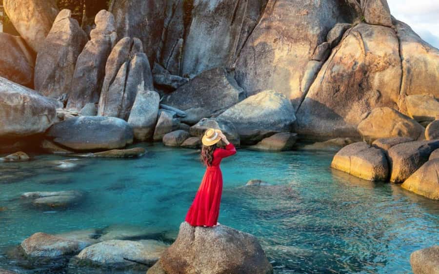 Koh Samui: Half-Day Highlights Tour with Hotel Transfers - Wat Plai Laem and the Chinese Lady Monk Temple: more than a quick glance