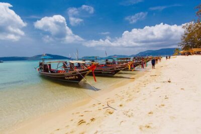 Koh Samui: Pig Island Private Longtail Boat Tour - Meeting at Thong Krut Pier: How the day starts smoothly