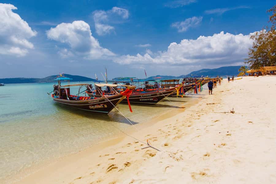 Koh Samui: Pig Island Private Longtail Boat Tour - Meeting at Thong Krut Pier: How the day starts smoothly