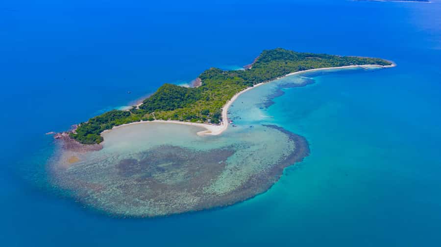 Koh Samui: Private Longtail Boat to Pig Island with Snorkel - Private longtail comfort on Koh Samui: what the day really feels like