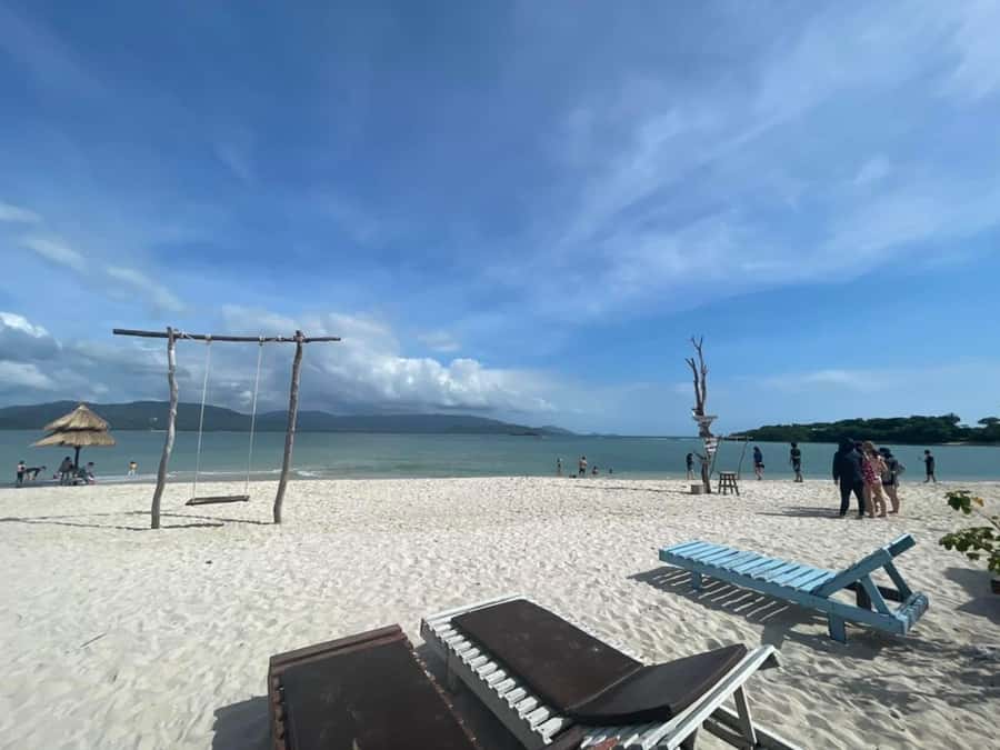 Koh Samui: Sunset Pig Island and Snorkeling Koh Tan w/Dinner - What to Pack and How to Make It Smoother