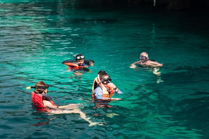 Koh Tao and Koh Nang Yuan VIP Small Group Tour - VIP small-group comfort: why max 16 seats changes the day