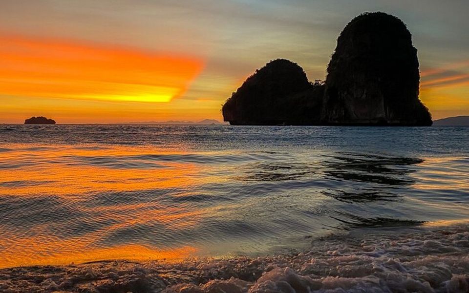 Krabi: Bioluminescent Plankton, Snorkeling & Sunset Tour - Tup Island and Chicken Island: where swimming and snorkeling actually happen