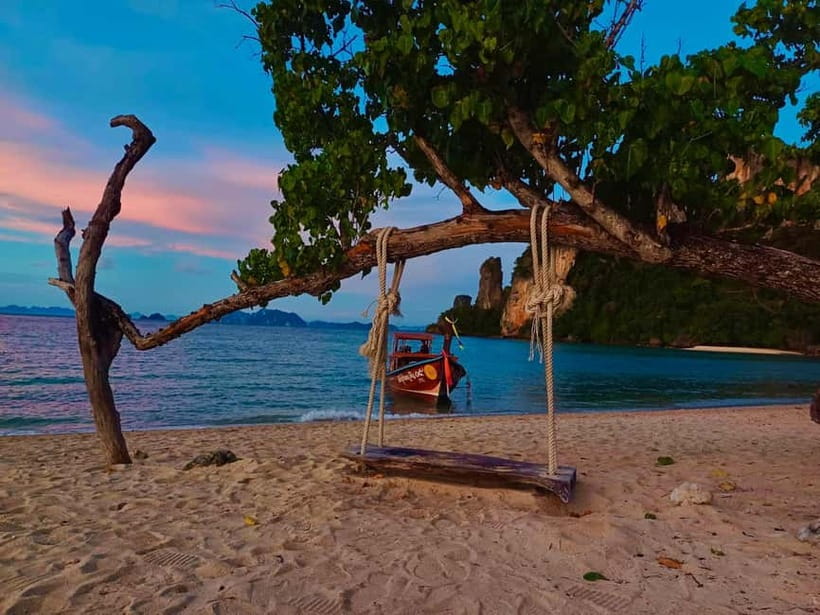 Krabi: Hong Island & Ko Pak Bia Tour with Sunset Dinner - Hong Island and Hong Lagoon: snorkeling time, viewpoint energy, and lagoon views