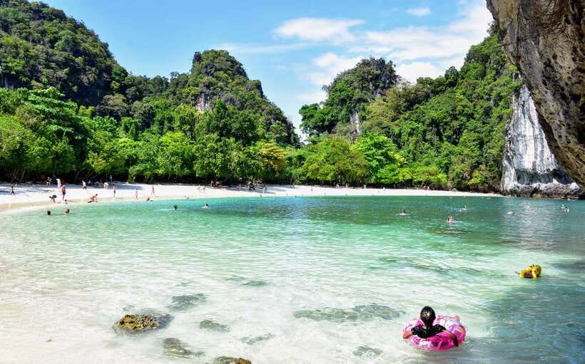 Krabi: Hong Island Longtail Boat & Kayak Tour w Buffet Lunch - Hong Island by longtail, Hong Lagoon by kayak: the real show