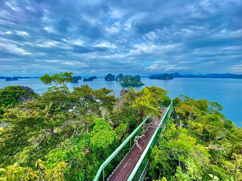 Krabi: Hong Island Longtail Boat & Kayak Tour w Buffet Lunch - Hong Island beach time and how to plan your water breaks