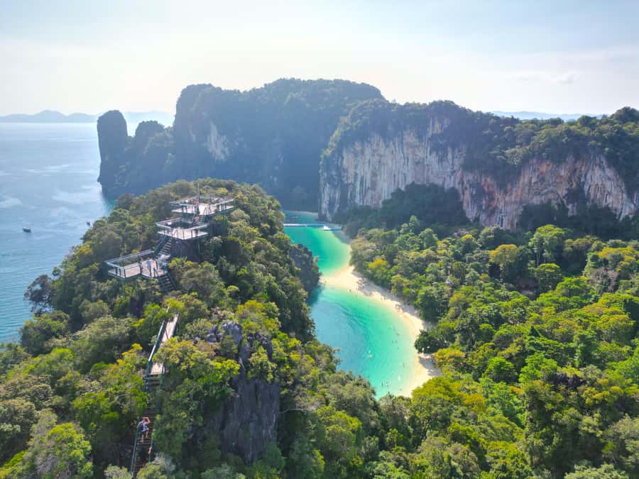 Krabi: Island Hopping Tour by Private Longtail Boat - Snorkeling and swimming reality: tides, currents, and what to expect