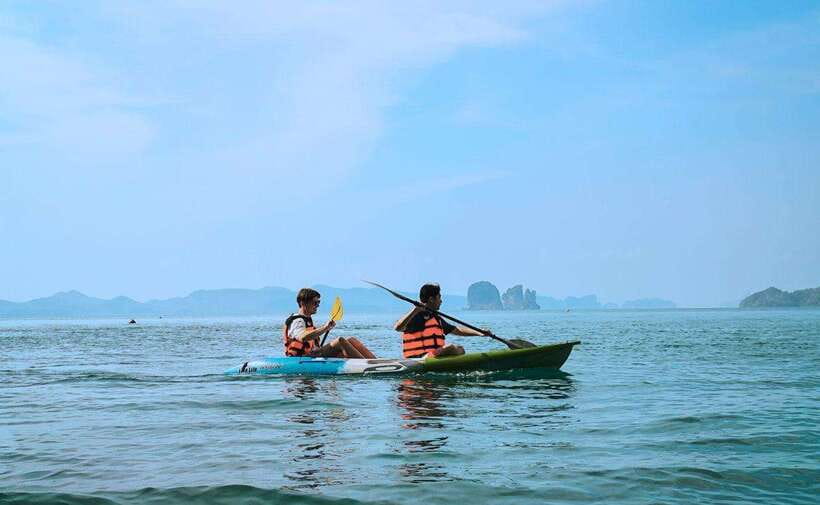 Krabi: Koh Hong Small Group Tour by Luxury Longtail Boat - Food and drinks: more than fruit, and it helps the pacing