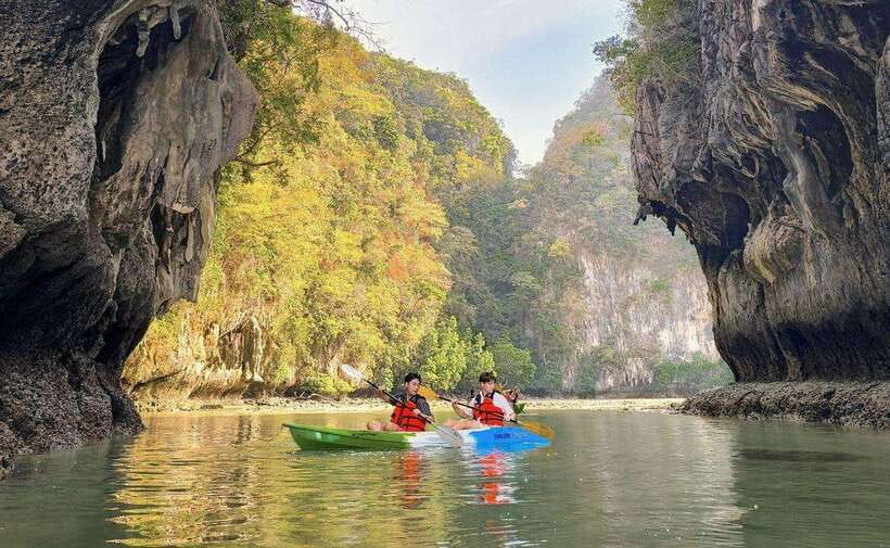 Krabi: Koh Hong Small Group Tour by Luxury Longtail Boat - Sunset vs standard timing: quieter water, but check tide expectations