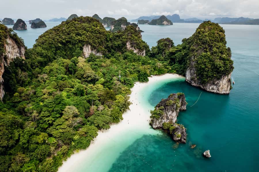 Krabi: Private Luxury Longtail Boat Island Hopping Tour - Half-day timing: perfect when you want the highlights without losing the whole day