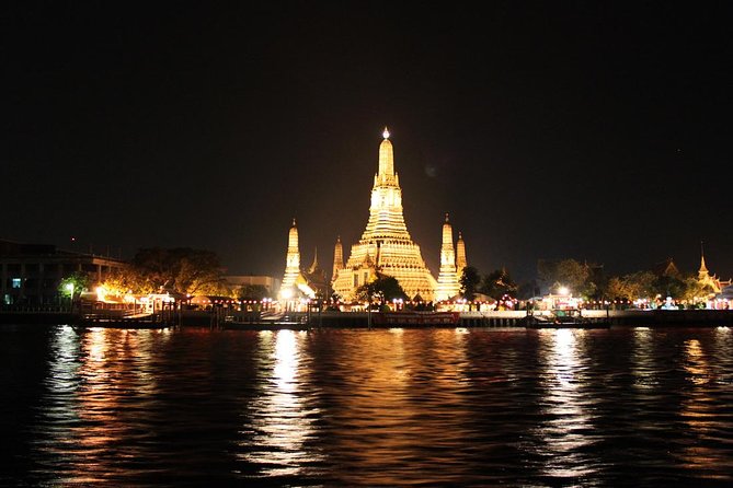 Manohra 5-Star Luxury Dinner Cruise with Pre-Canapés in Bangkok - Four-course Thai dinner: what’s included, and what to expect