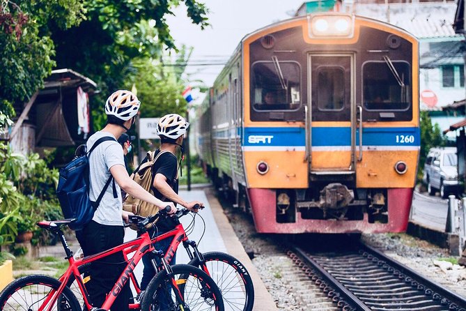 Must-Try: Hidden Bangkok Bike and Food Tour - Bangkok Yai: Warm Encounters in a Neighborhood Many Miss