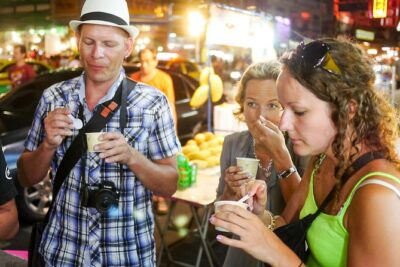 Night Street Food Tour of Bangkok's Chinatown - What 12 tastings really means: enough for a big dinner